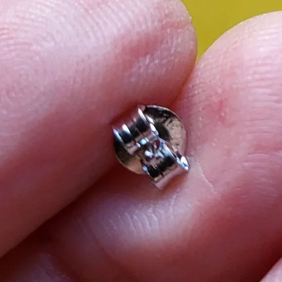 1 CARAT TOTAL WEIGHT CERTIFIED MOISSANITE EARRINGS NWT - Picture 7 of 8